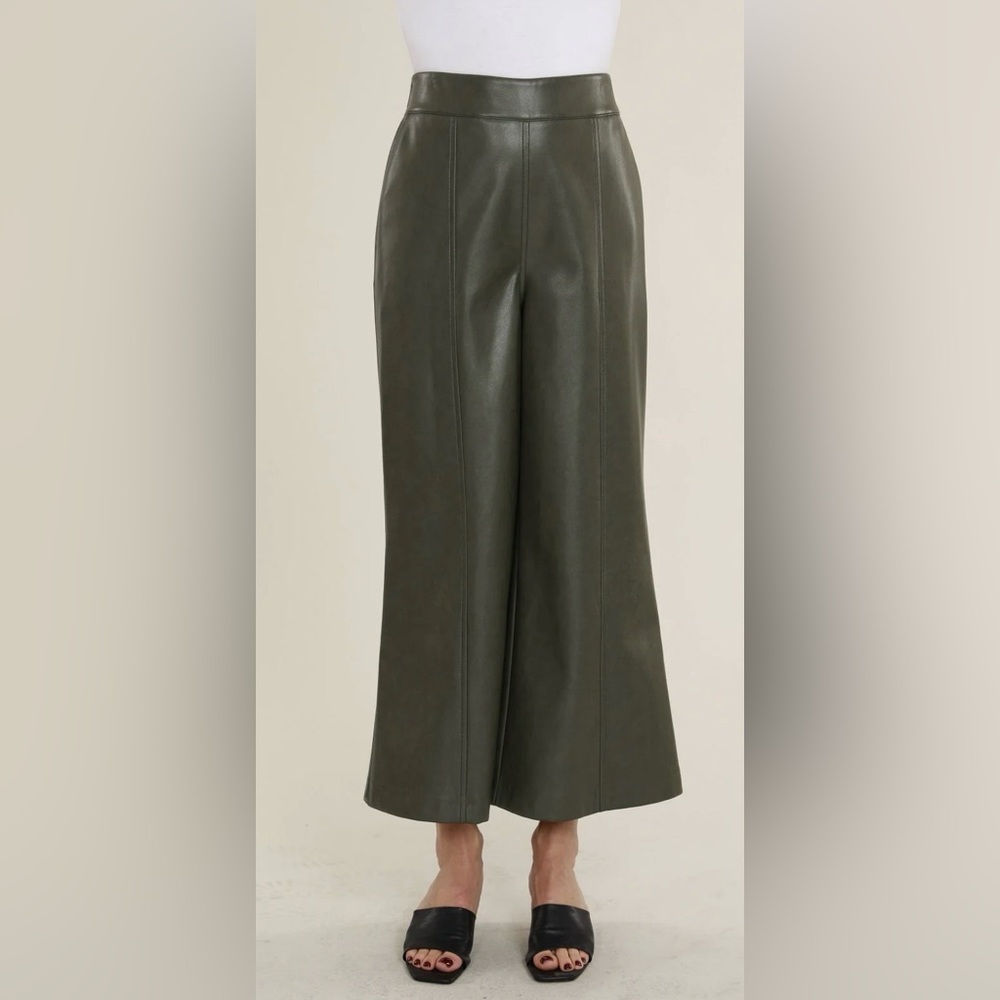 Dolce Cabo Olive Green Vegan Leather Cropped Pants Small NWT